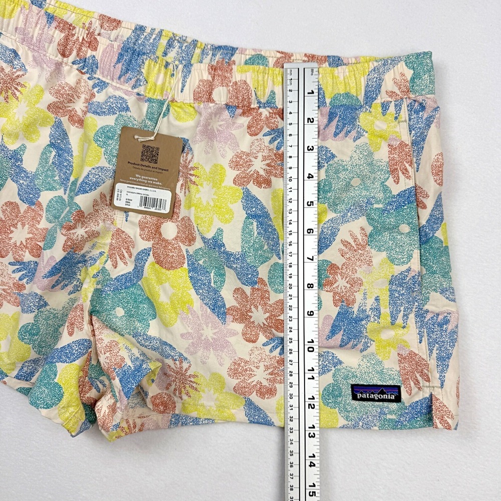 Patagonia Womens Barely Baggies 2-1/2 Inch Shorts Size‎ L Spring Flowers NEW - Picture 3 of 6